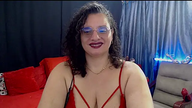 Aleja_Gonzales webcam