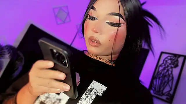 misstreslatin webcam