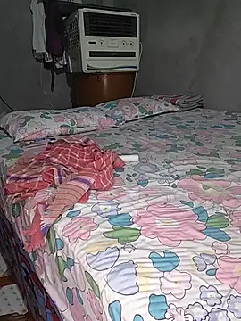 Its_Sia Live Web Cam Show