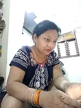 Cute-Janvi20 live cam on StripChat