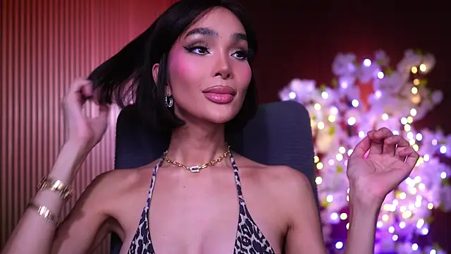 xxforyoureyesonlyxx webcam