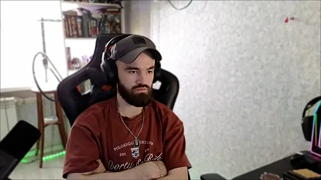 _Serious_Man webcam