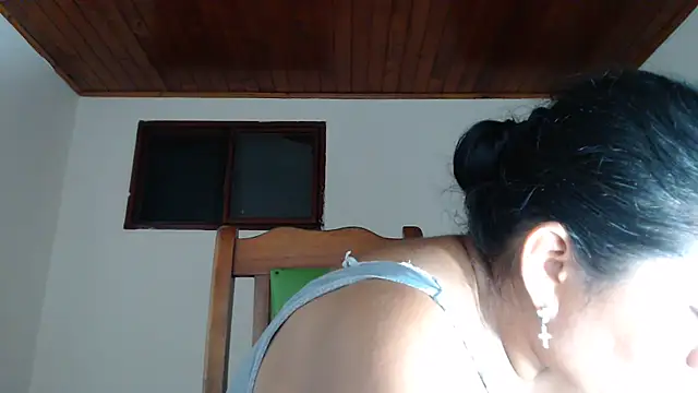 adrixxx38 webcam