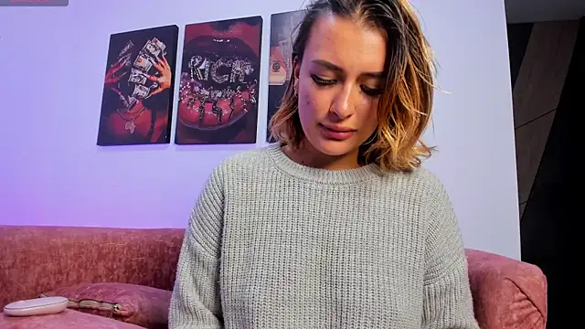 DailynRose webcam