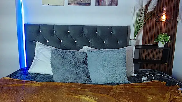 emma_cut3_ webcam