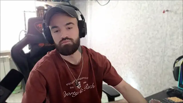 _Serious_Man webcam