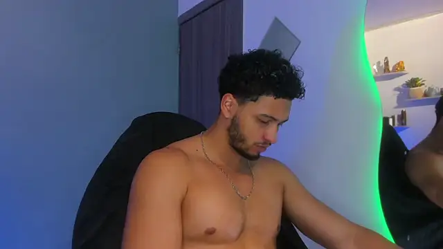 Kris_Khalifa69 webcam
