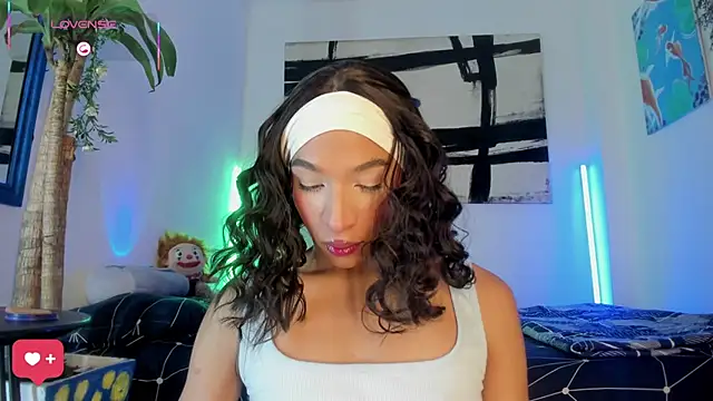 Naughty_Blue webcam
