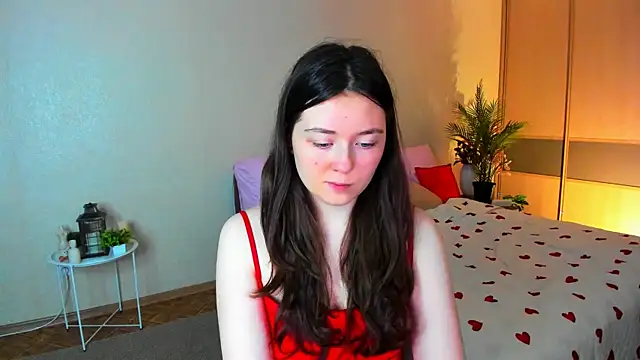 AlluringLookk webcam