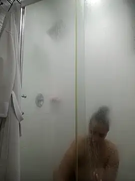Esmeralda333 webcam