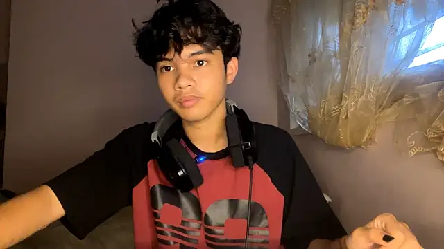 liam_alttwink webcam