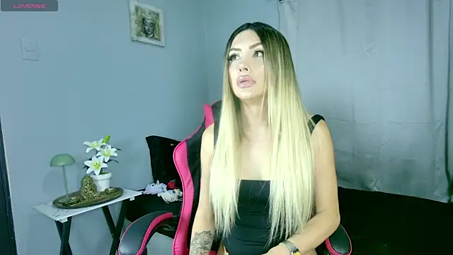 ale_lovee webcam