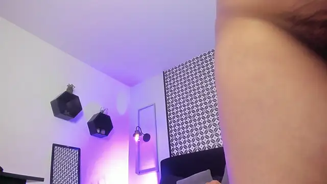 Amber_gold_ webcam
