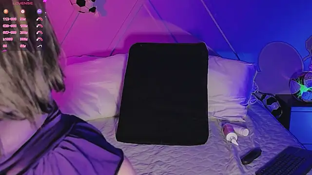 emmajohnss webcam