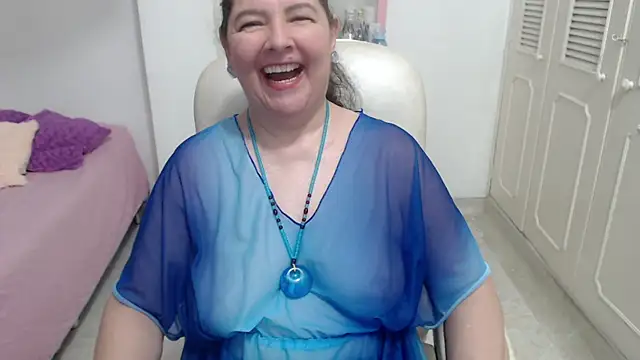 leonela_69 webcam