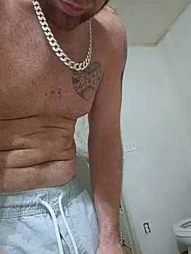 Clarkodile95 webcam