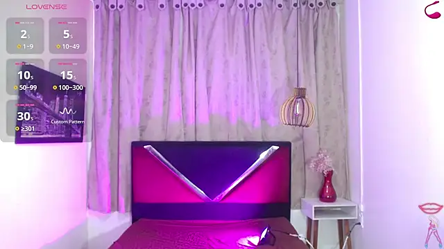luisa__torres webcam