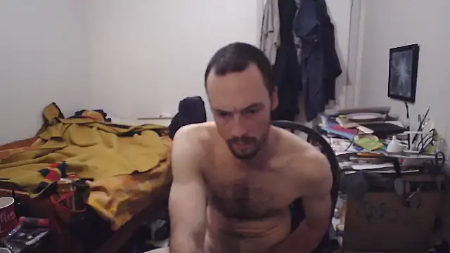 JohnnyMoves webcam