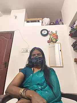 Tamil_Yalini12