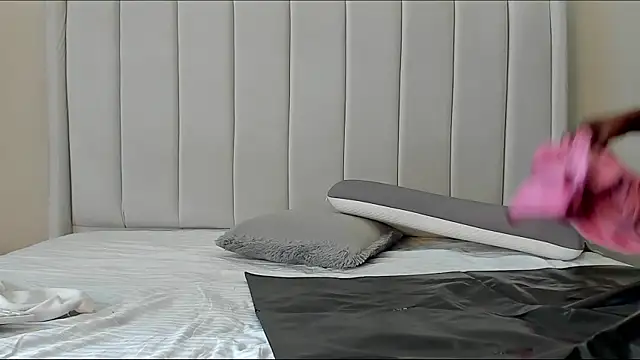 Proudafricaka webcam