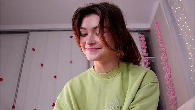 CherlyGuss webcam
