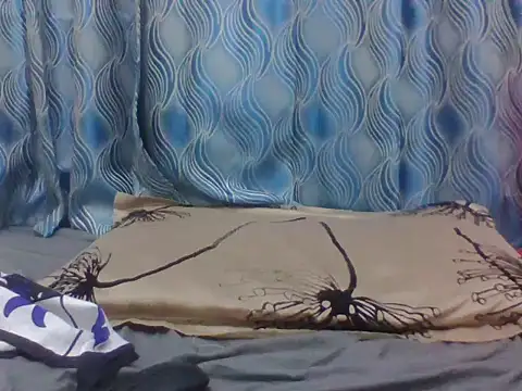 PrettyEve webcam
