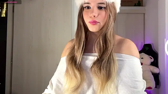 Isa_Pallmer Live Web Cam Show