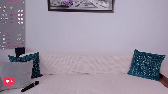 crazybeach - CrazyBeach's free webcam - UK Sex Cams