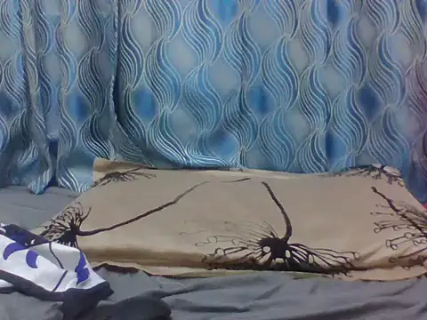 PrettyEve webcam