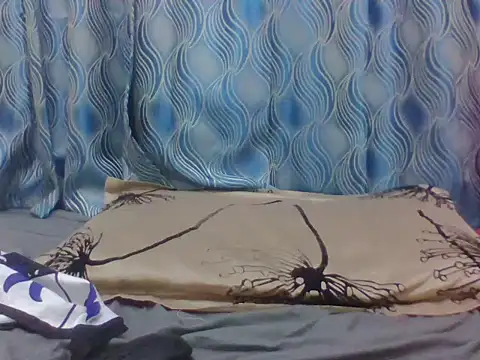 PrettyEve webcam