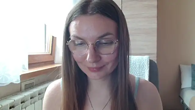 LooveELLYx webcam