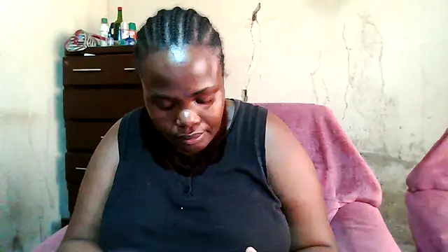 sexybigboobz webcam
