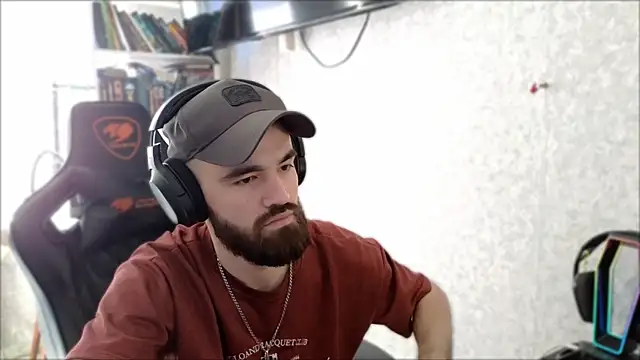 _Serious_Man webcam