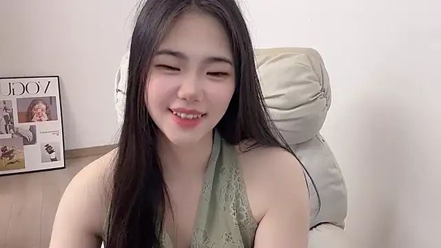 suki-1 - Suki-1's free webcam - UK Sex Cams