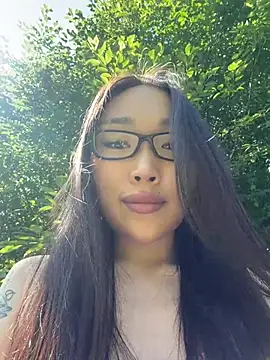 trytomakememoam webcam