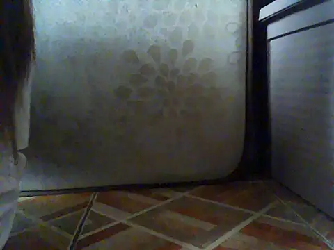 hairypussyyummy webcam