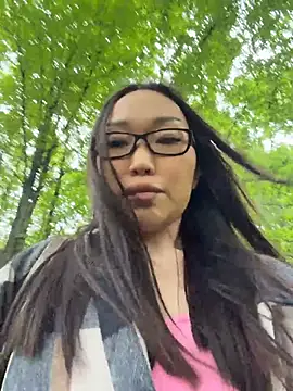 trytomakememoam webcam