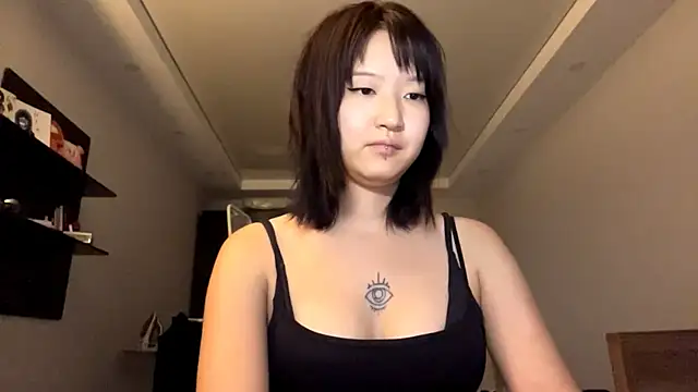 neonami webcam