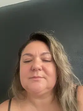 MikyVesela webcam