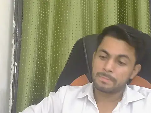 Stubborndesiboy webcam
