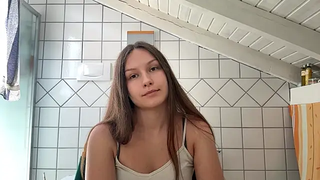 ShaylaChong webcam