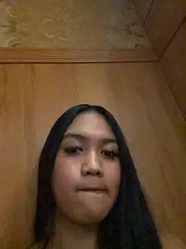sexyasiancock_yllana webcam
