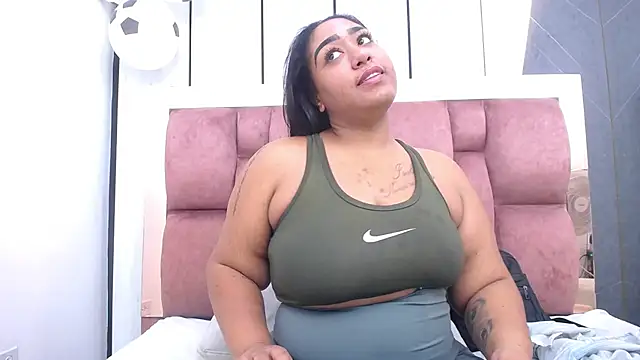 arianna_pearl webcam