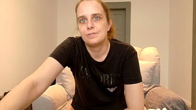 Chantalee webcam