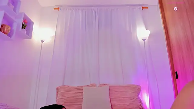 Aishapeyton_ webcam
