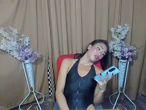 AshantTsiBigCock webcam