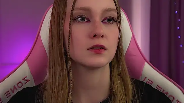 AgataFoxley webcam