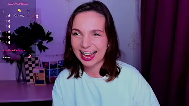 KindHazelHere_ webcam