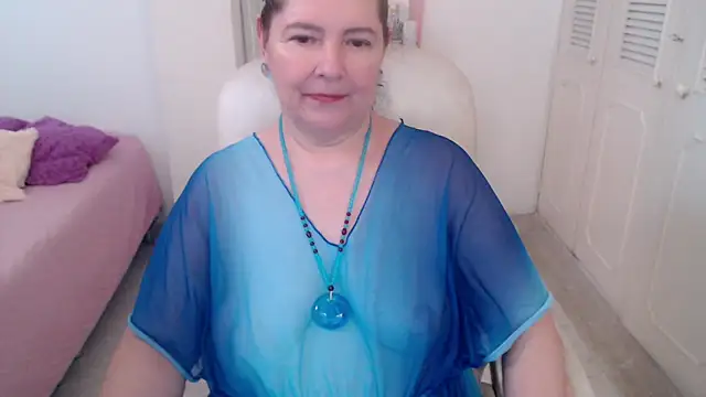 leonela_69 webcam
