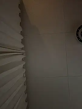 baby_akuma webcam